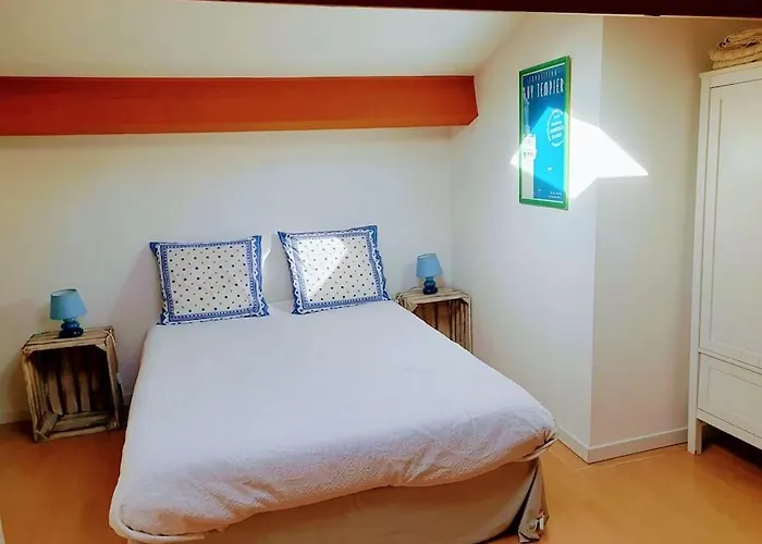 Indépendant En Rdc Dans Propriété Villa *
